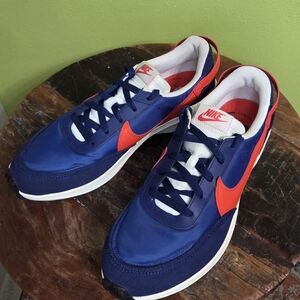 Nike Men's Blue and Red Sneakers